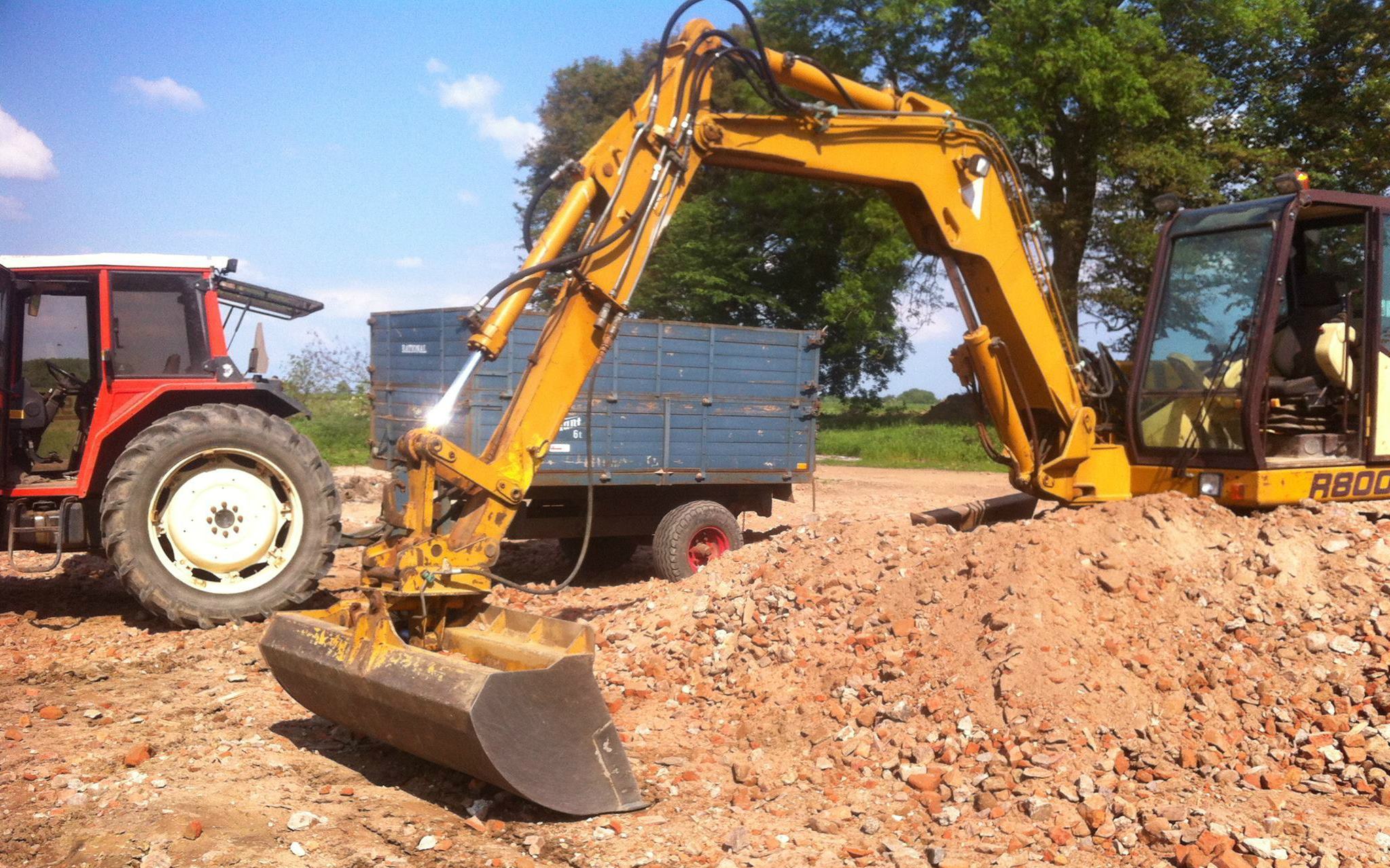 Sw freelance med Gravemaskine ved Rødding