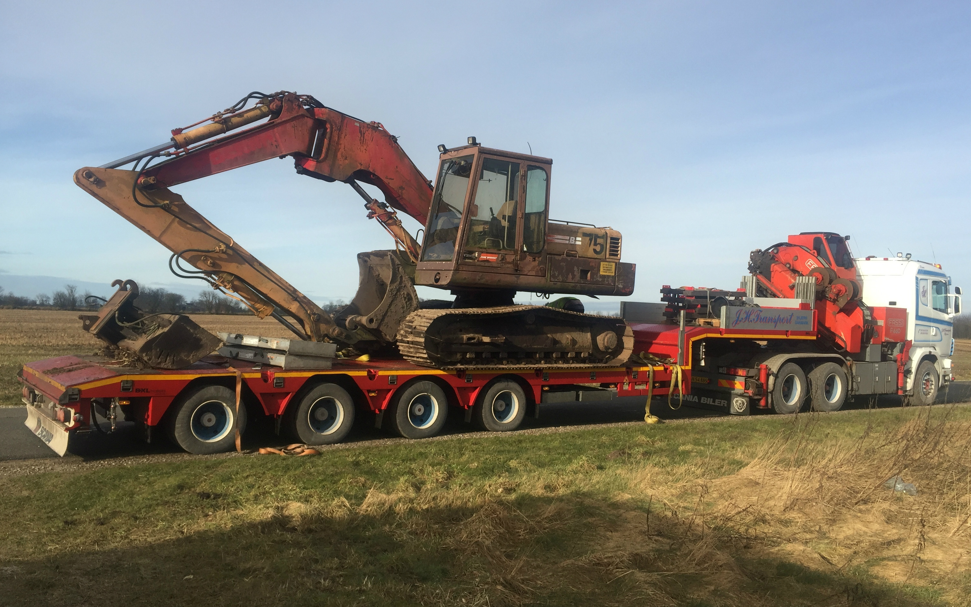 Tb med Gravemaskine ved Skjern