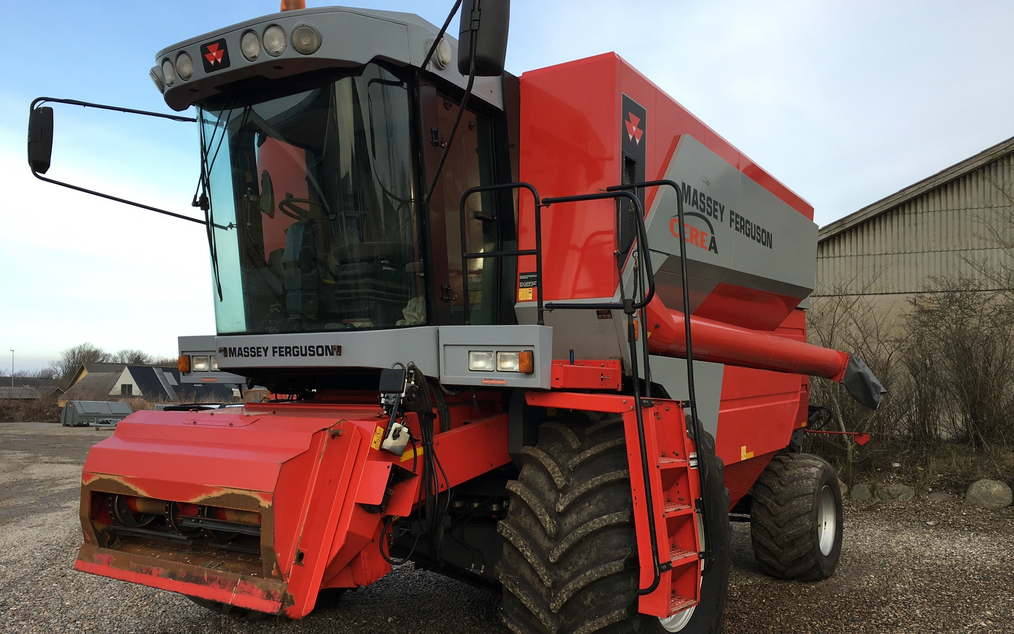 Markservice v/ rené sørensen med Mejetærskning ved Hornsyld